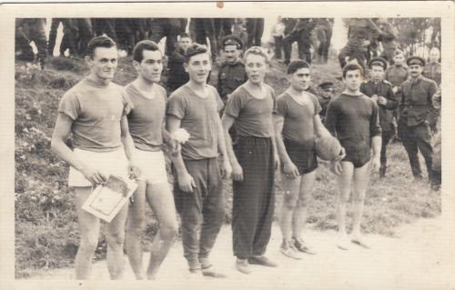 Фото. Армейская волейбольная команда. 1960 год.