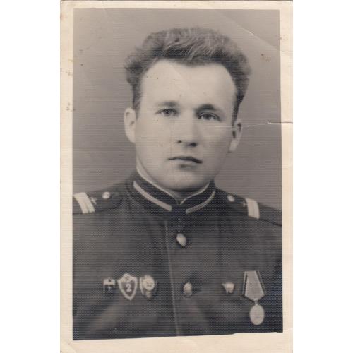 Фото. Значкист с медалью. 1966 г.