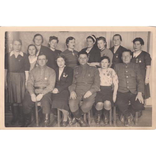 Фото. Персонал 1241 эвакогоспиталя. Львов, 1946 г. Одним лотом.