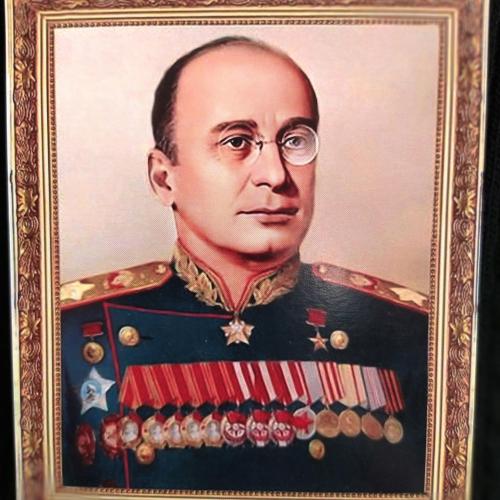 Берия (1)