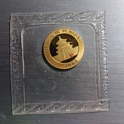 50 Yuan China 1/10 oz 999 Gold Panda 2005 Оригинальная запайка.