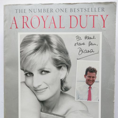 Paul Burrell. A Royal Duty. Diana, Princess of Wales.