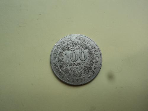 Африка. КФА. 100 франков 1997г.