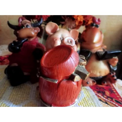 Дитячі скарбнички (копілки). 