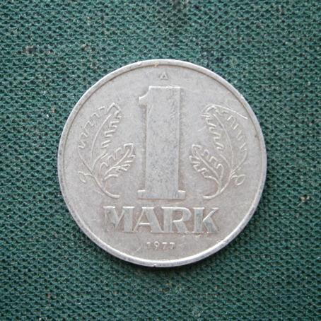   Германия (ГДР) 1 марка 1977 А  