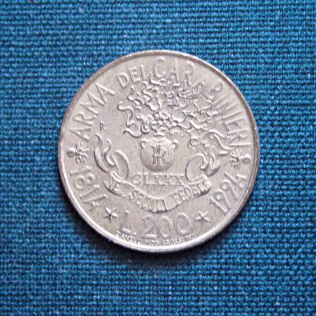 200 лир (юбилейные)  1814 -1994  180 лет карабинерам Италия