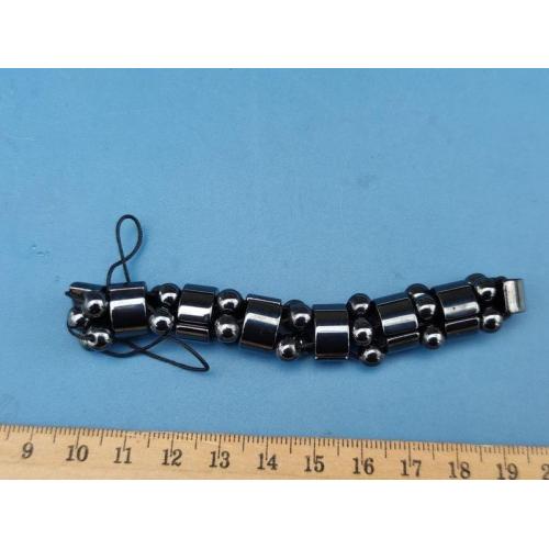 Бижутерия - Европа - Браслет - Магнит - Б/У .