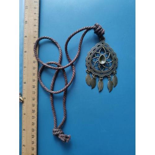 Бижутерия - Европа - Тяж . Мет . - Б/У .