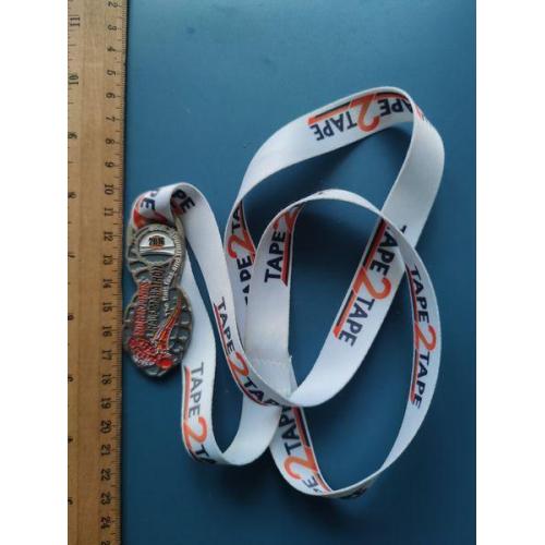 Европа - Медаль - Спорт - Тяж . Мет . - муаровая лента . Б/У .