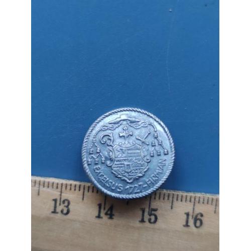 Европа - Пуговица - Геральдика - Магнитится - Б/У .