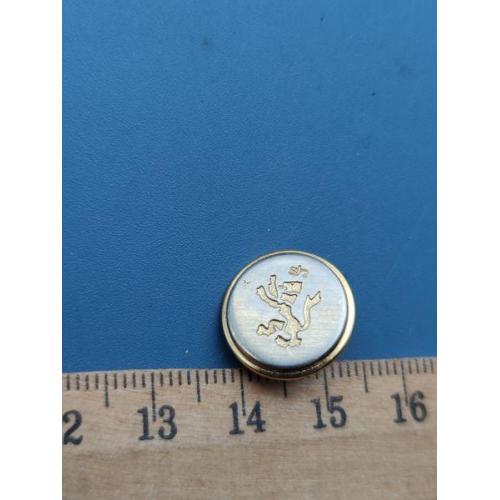 Европа - Пуговица - Геральдика - Тяж . Мет . - Б/У .