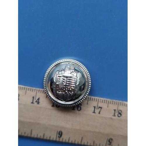 Европа - Пуговица - Геральдика - Тяж . Мет . - Б/У .