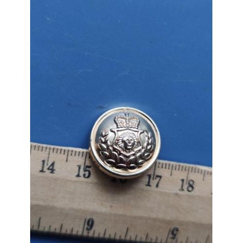 Европа - Пуговица - Геральдика - Тяж . Мет . - Б/У .