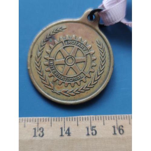 Европа - Жетон ? - Медаль ? - Тяж . Мет . - Б/У .