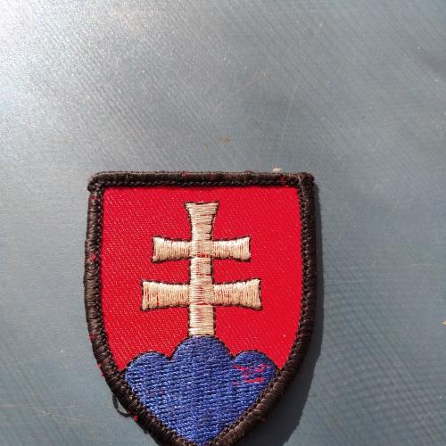 СЛОВАКИЯ - Шеврон - Б/У .