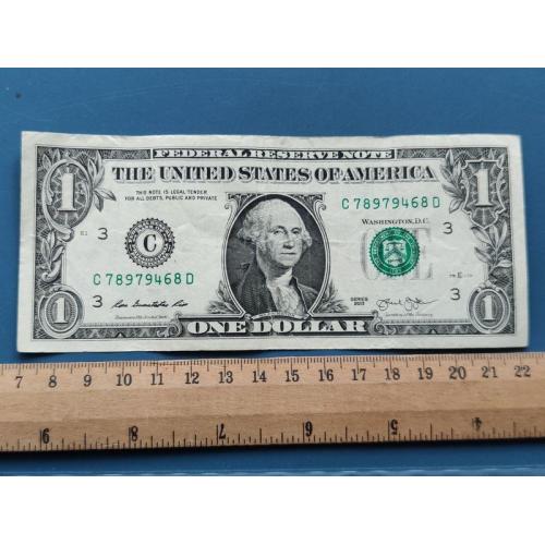 США - 1 доллар 2013 года - Монетный двор буква ( С ) - Филадельфия - Пенсильвания . Б/У .