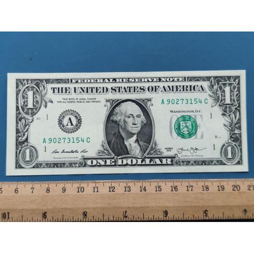 США - один доллар 2013 года - Монетный двор буква ( А ) - Бостон , Массачусетт . Б/У .