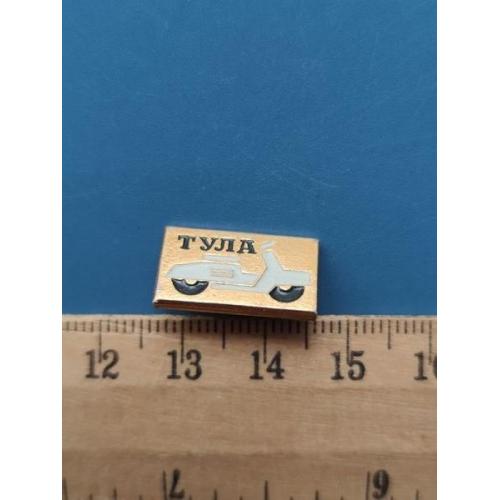 СССР - Значок - " ГОРОДА " - Л/М - Б/У .