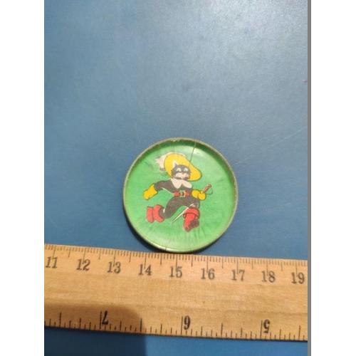 Значок - СССР - " Мультики " - оргстекло - Б/У .