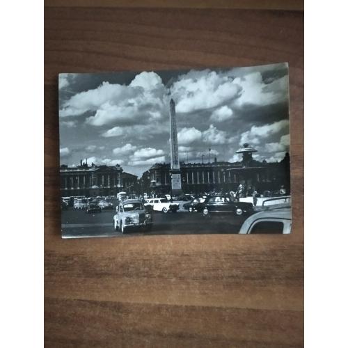 Фотография  Париж площадь Согласия 1960г. большая.