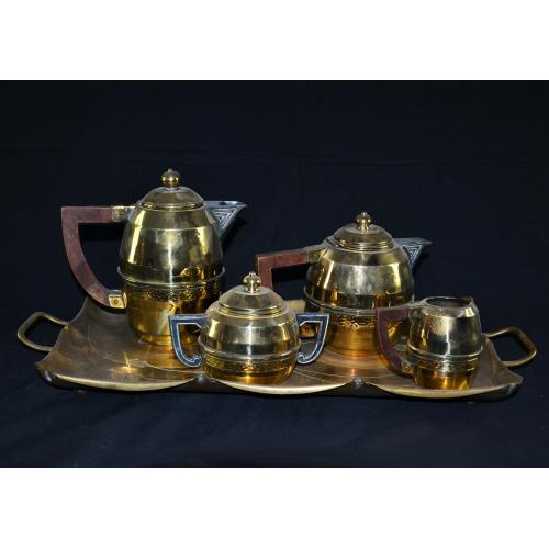 Кофейный сервиз в стиле Ар-Деко