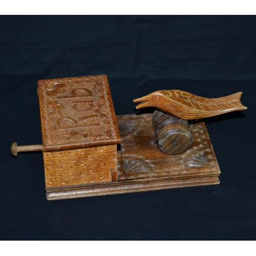 Винтажный механический автомат для подачи 