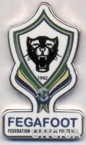 Габон, федерация футбола, ЭМАЛЬ / Gabon football federation enamel pin badge
