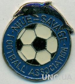 Ниуэ, федерация футбола, тяжмет / Niue football association federation pin badge