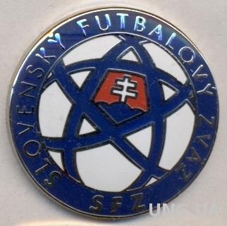 Словакия, федерация футбола,№1 ЭМАЛЬ выпуклый / Slovakia football federation pin