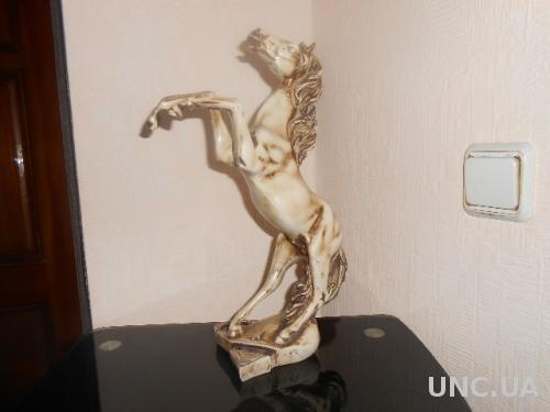 Статуэтка из Египта Лошадь подарок для интерьера и уместный презент — символ скорости, грации, а так