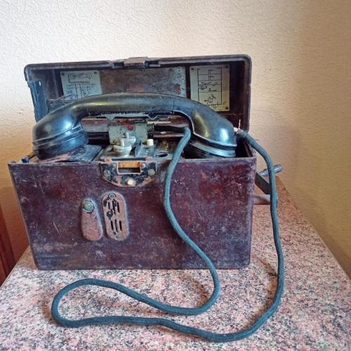 Полевой телефон F33 германского вермахта 1940 года