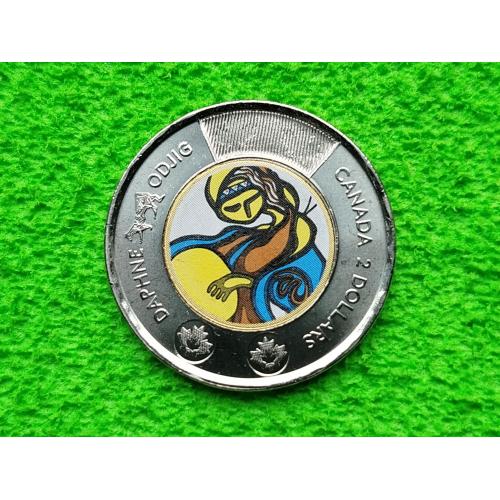 2025 Канада 2 доллара Чествование жизни и творчества Дафны Оджиг (цветная). UNC