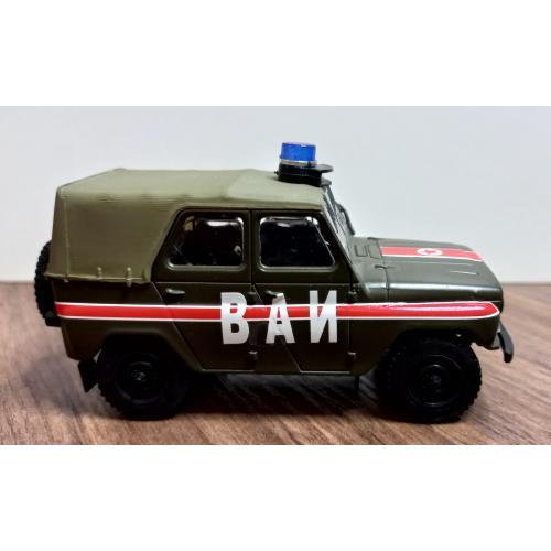 УАЗ-469 ВАИ з серії "Автомобиль на службе"