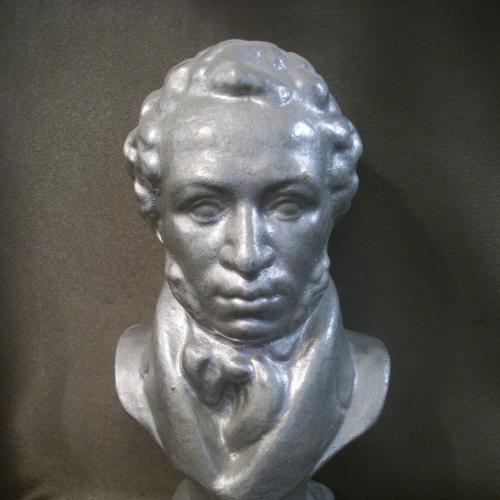 2354 Поэт А. Пушкин, СССР, 1930 -е, Гжель, керамика. Высота 20 см, вес 0,580 кг