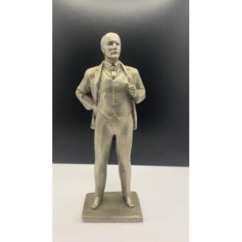 6к48 Статуэтка Ленин. Металл. Высота 22 см