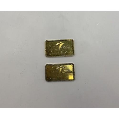 6к77 2 слитка, серебро в позолоте. Вес 14 гр.