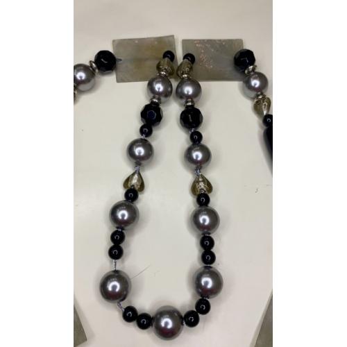 6lt11 Бусы из разного вида бусин. Полуобхват 47 см