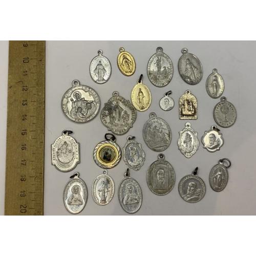 6lt122 Кулон, медальон, подвеска церковная, католическая. Легкий металл. 23 штуки