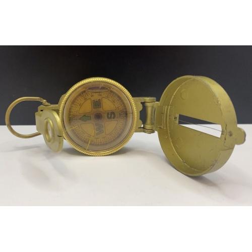 6lt92 Компас. Металлический корпус, лёгкий метал. Диаметр 5,3 см