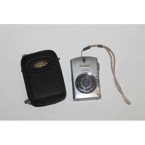 Фотоаппарат Canon Digital ixus 700 (№2690)