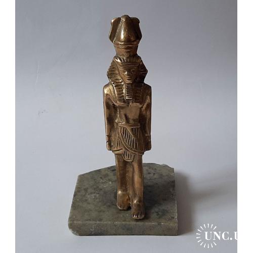 Бронзовая фигура бога Осириса, Египет.