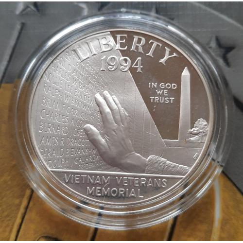 США один доллар 1994 год серебро памяти ветеранов вьетнама