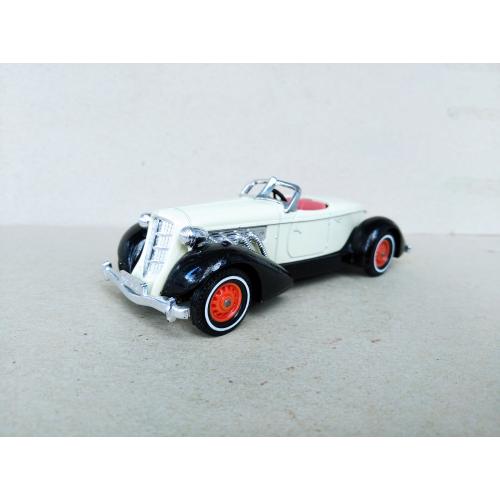 Auburn 851 Supercharged Speedster 1935 Matchbox Models of Yesteryear Y-19