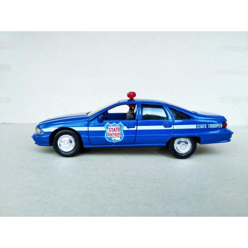 Chevrolet Caprice Wisconsin State Police 1:43 Road Champs