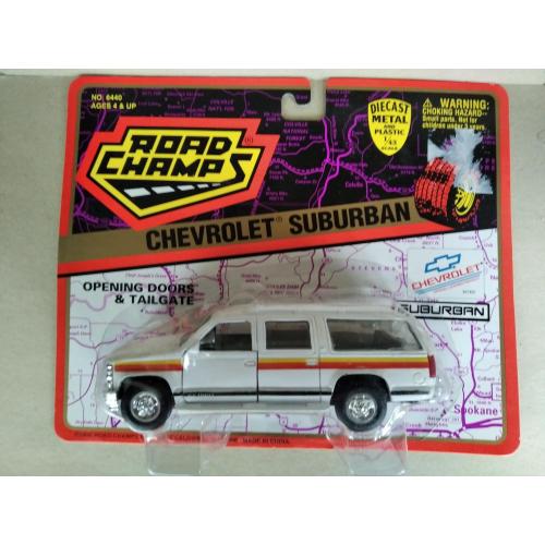 Chevrolet Suburban mk9 GMT400 1992-1999 1:43 Road Champs