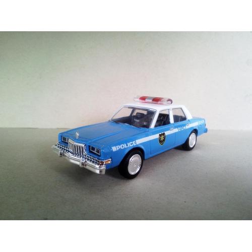 Dodge Diplomat 1983 New York Police 1:43 Motormax