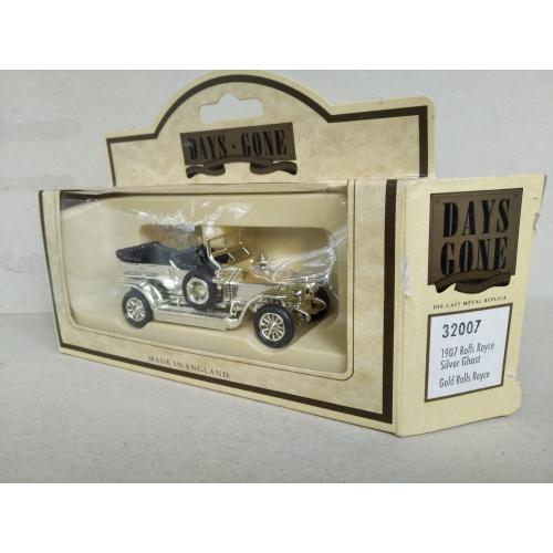 Rolls Royce Silver Ghost 1907 1:72? Lledo Days Gone #32007