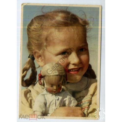 Девочка с куклой 1241 Германия  