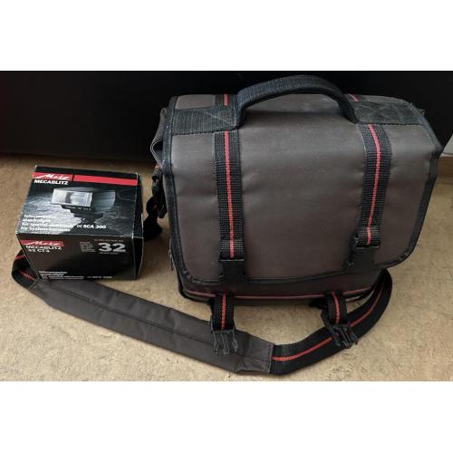 фотоаппарат Ricoh KR-10x , фотовспышка  metz 32CT3 , 2 объектива , 4 светофильтра в сумке Япония