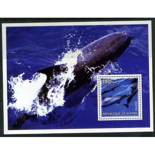 Гвинея блок Дельфины MNH 2002